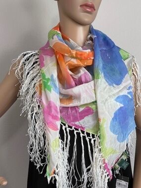 Lauren Ralph Lauren Simone Floral Fringe Triangle Tassel Scarf
